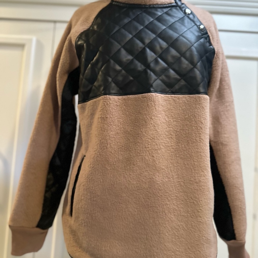 Abercrombie & Fitch Fleece Pullover